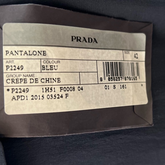 NWT! Prada classic pants in dark navy. Size 42. - Picture 6 of 9